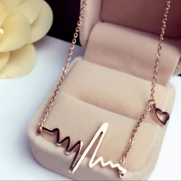 🔥😍Dainty heartbeat necklace - Picture 2 of 3